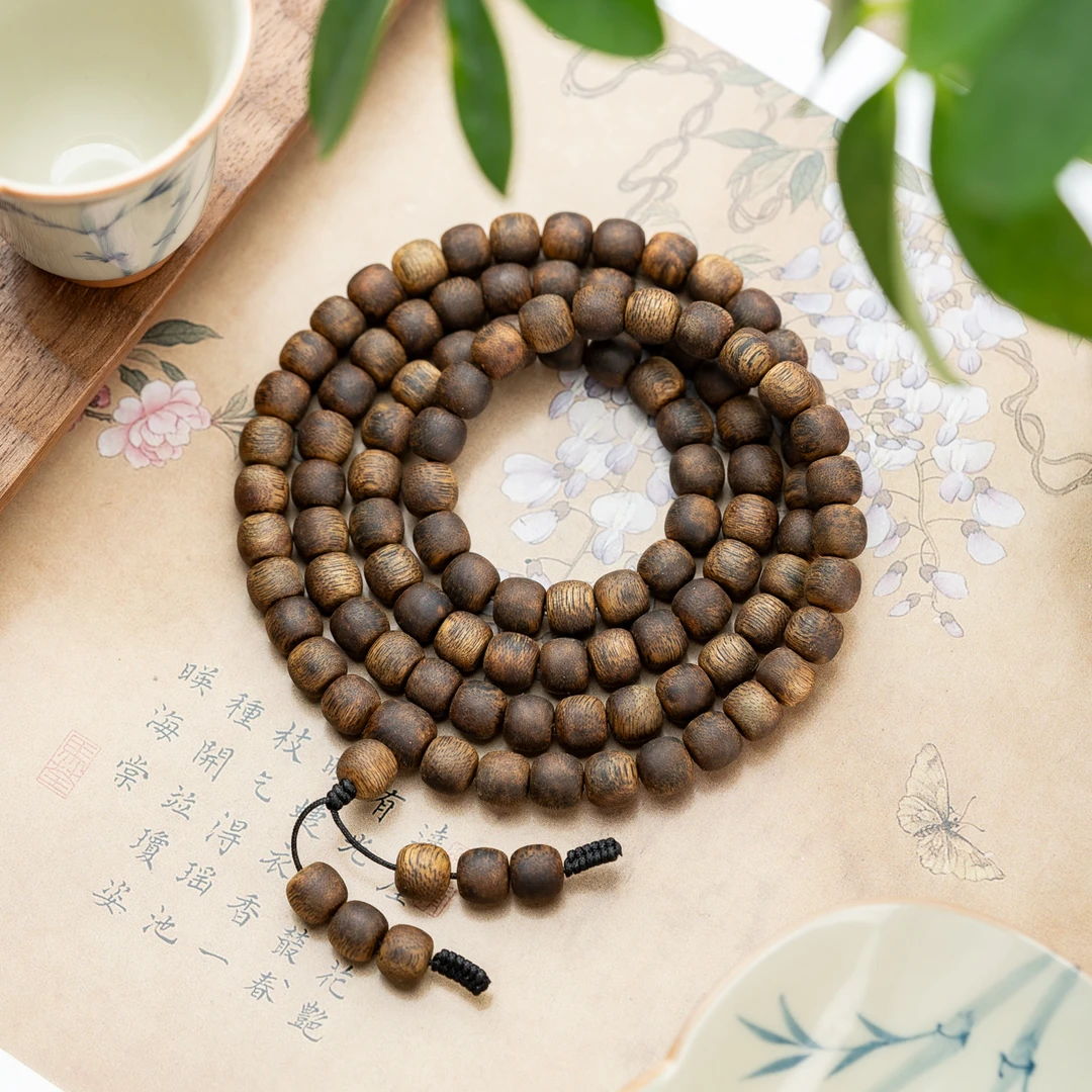 沉香红骨凹身沉香95分结香8*7mm*108颗老型珠多圈手串