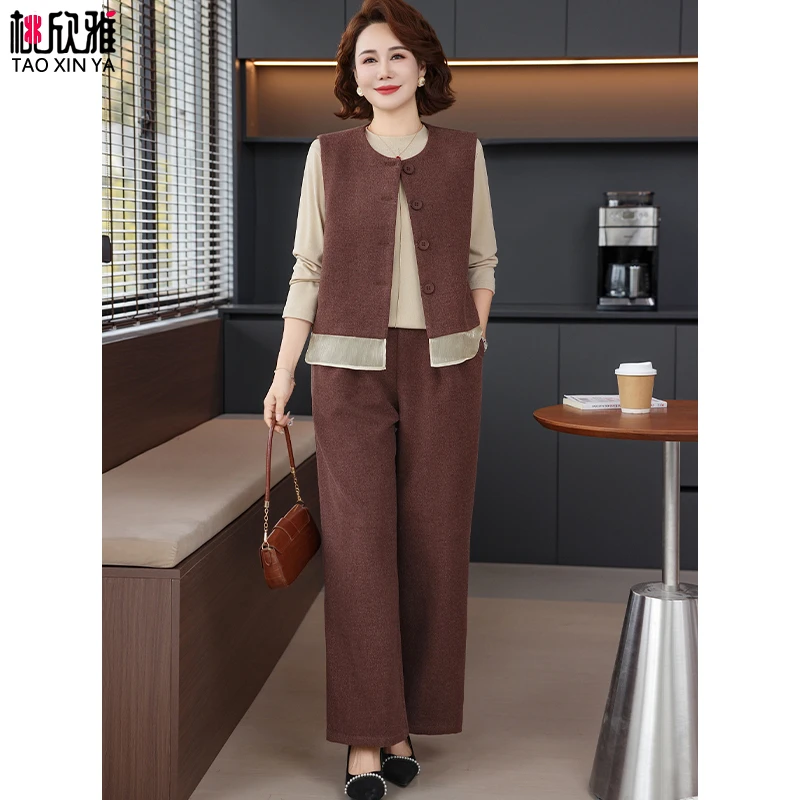 妈妈秋装2025新款时尚套装中老年女装春秋洋气马甲外套上衣三件套