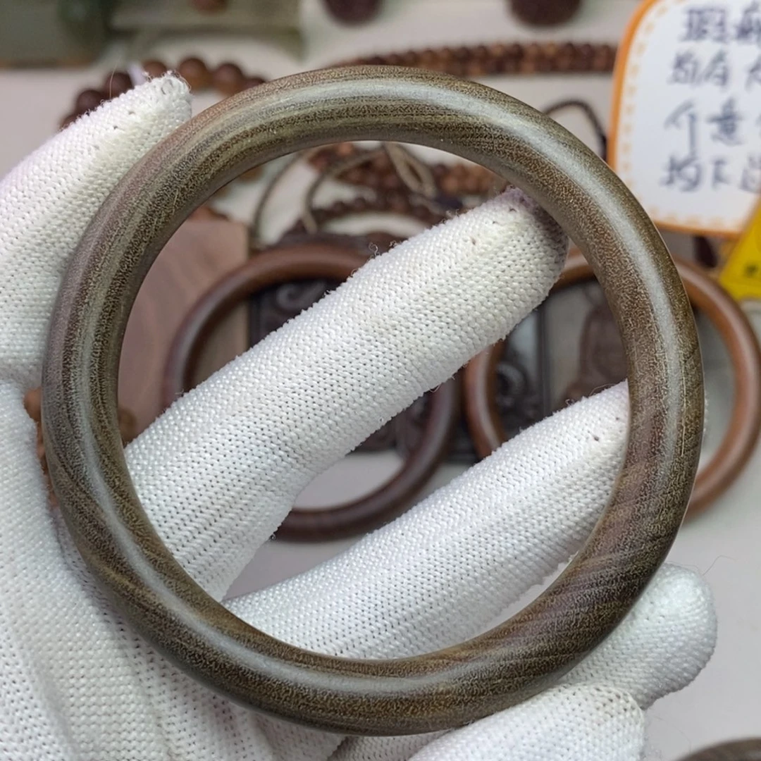 维腊木（绿檀）其他手镯瑕疵60圈口