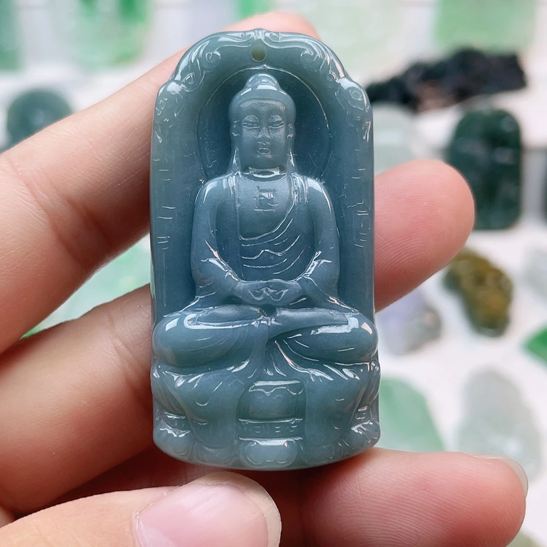 翡翠颈饰未镶嵌大日