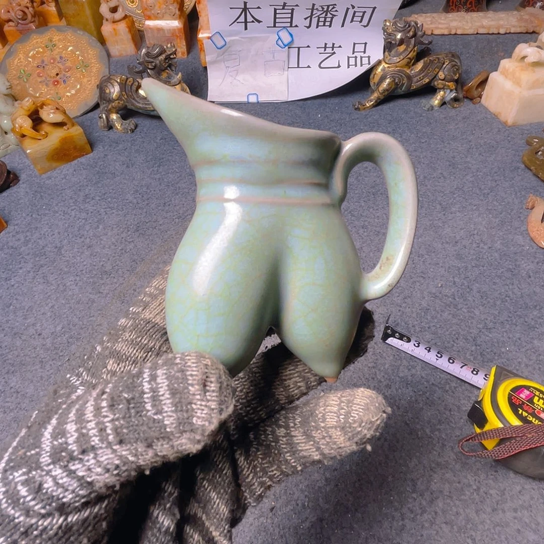 缸坎坎坷坷地过完一生