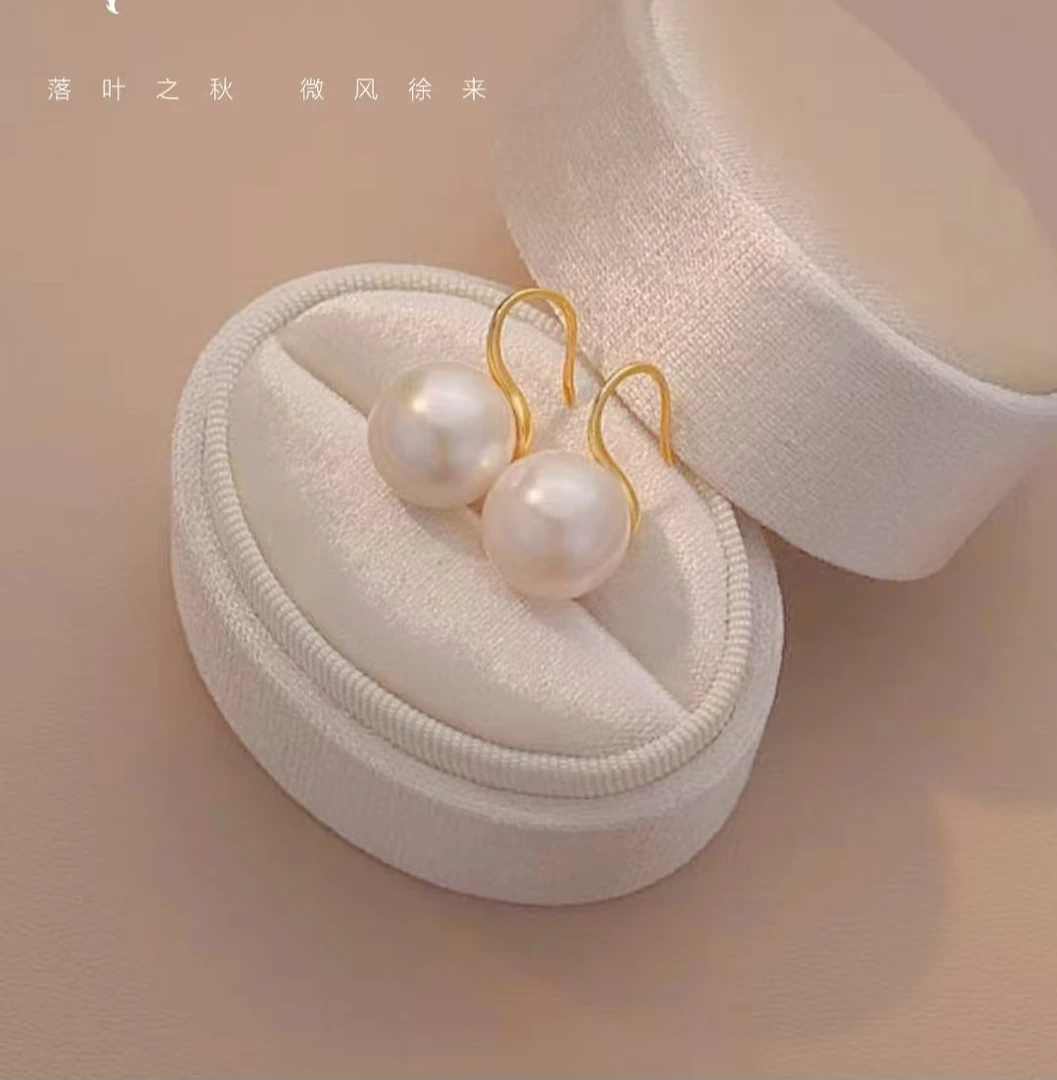 双11见面礼 耳钩高跟鞋10-11mm正圆冷白极光 时尚经典 休闲百搭款