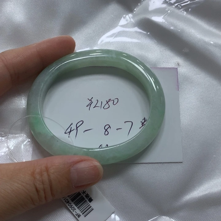 翡翠未镶嵌手镯42