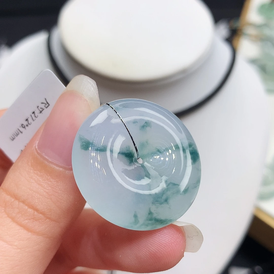 翡翠未镶嵌胸饰翡翠106，27.2/6.1