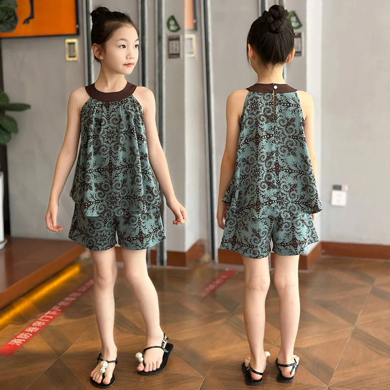 女童夏季挂脖套装2025新款洋气时髦儿童无袖轻薄夏装薄款两件套