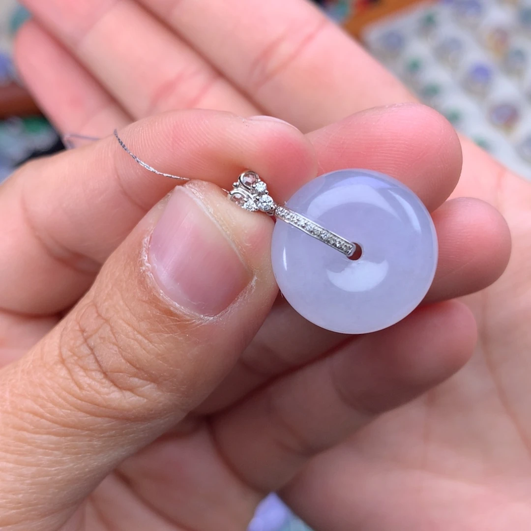 翡翠吊坠(不含链)18K金镶嵌