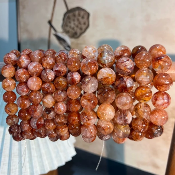 【月月家】S085天然水晶 红胶花单圈手串 多样性发其一