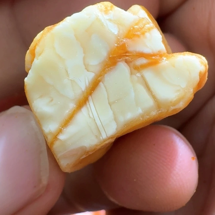 定制琥珀未镶嵌秋**i专拍