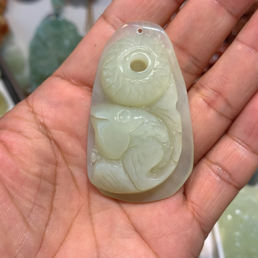 未镶嵌蛇纹石玉颈饰