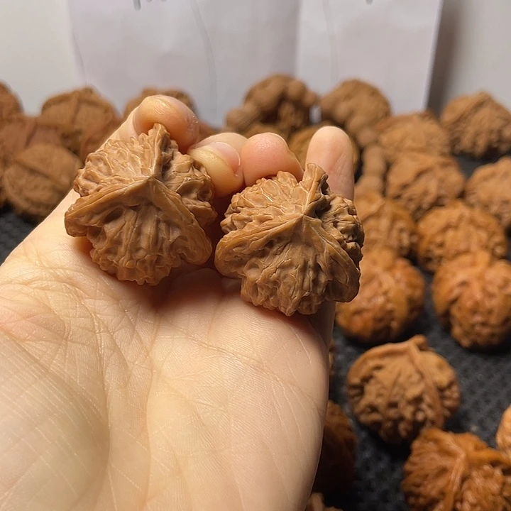 D***K把件文玩核桃33盘山035