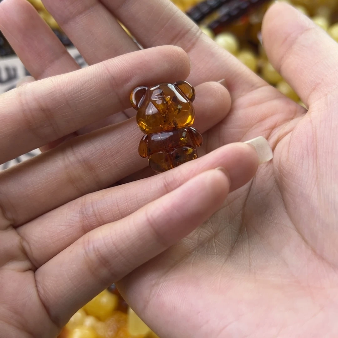 琥珀珠宝奇石未镶嵌