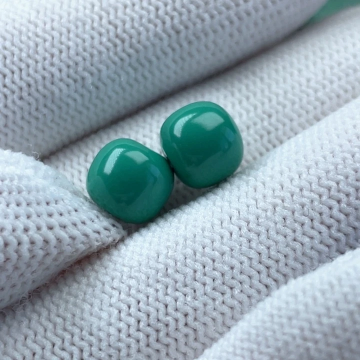 湖北原生态高瓷玉华8mm老型一对