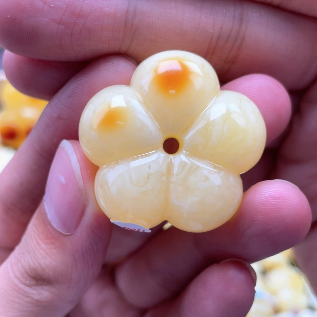 琥珀未镶嵌裸石蜜蜡