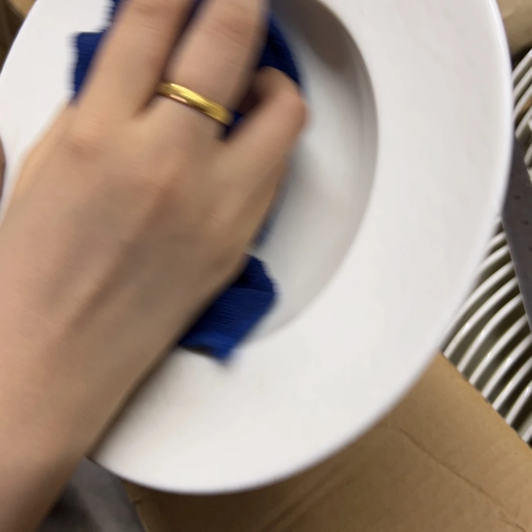 新骨瓷084微瑕暖白 白玉 浮雕 8.5寸 草帽盘 全标