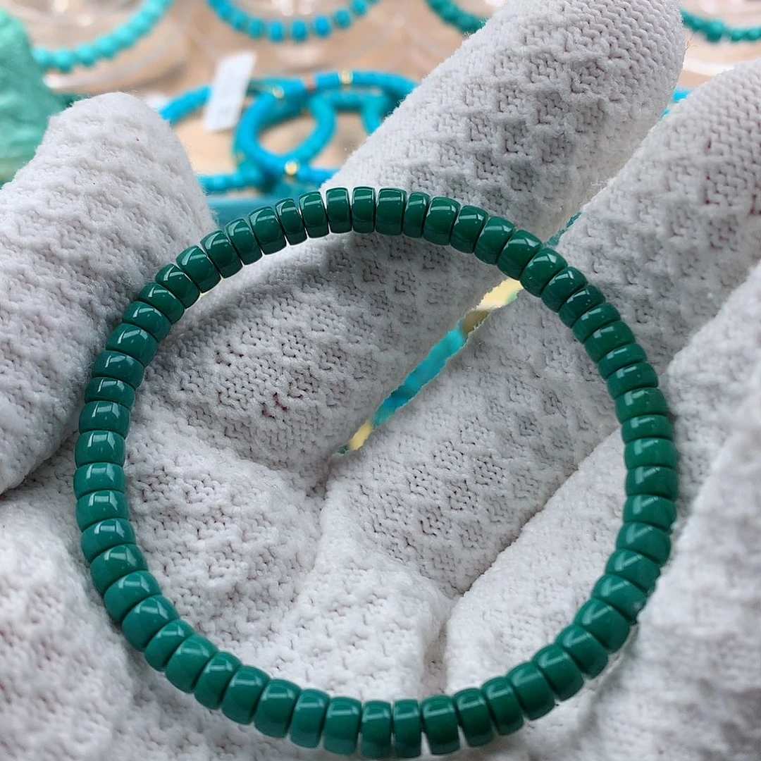 绿松石颈饰未镶嵌