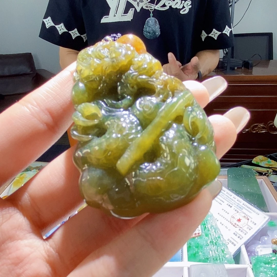颈饰未镶嵌翡翠翡翠