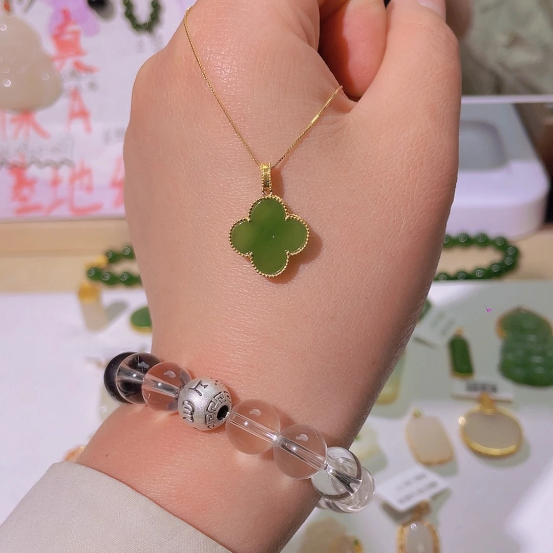 和田玉颈饰18K金镶嵌