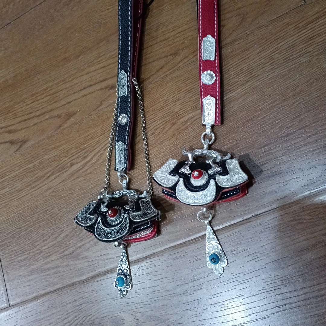 锌合金亚克力婚庆饰品 藏式首饰藏装腰牌古典时尚精致小钱包配饰