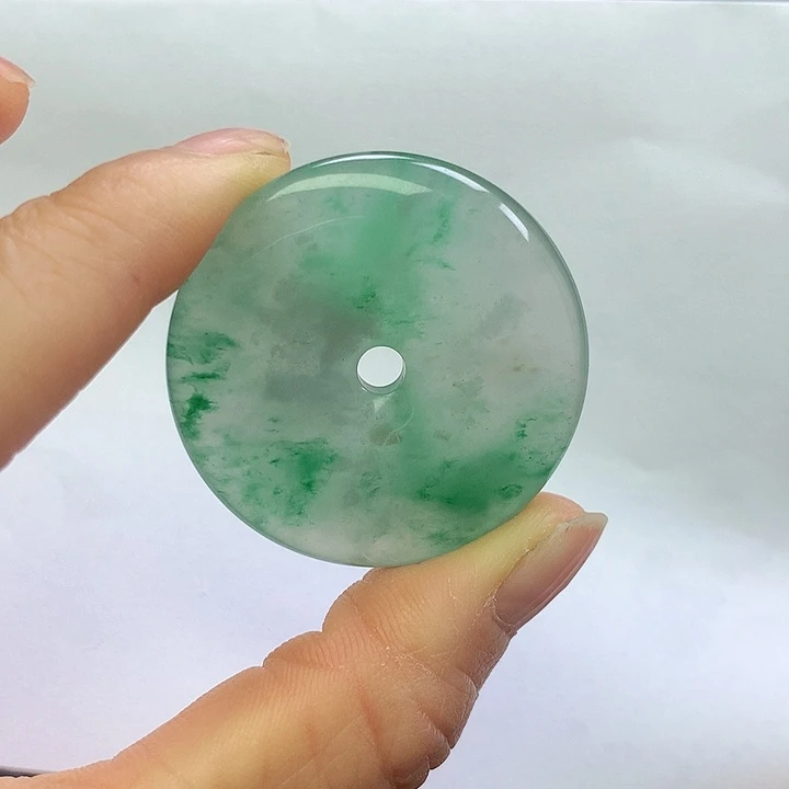 石英质玉颈饰未镶嵌安*