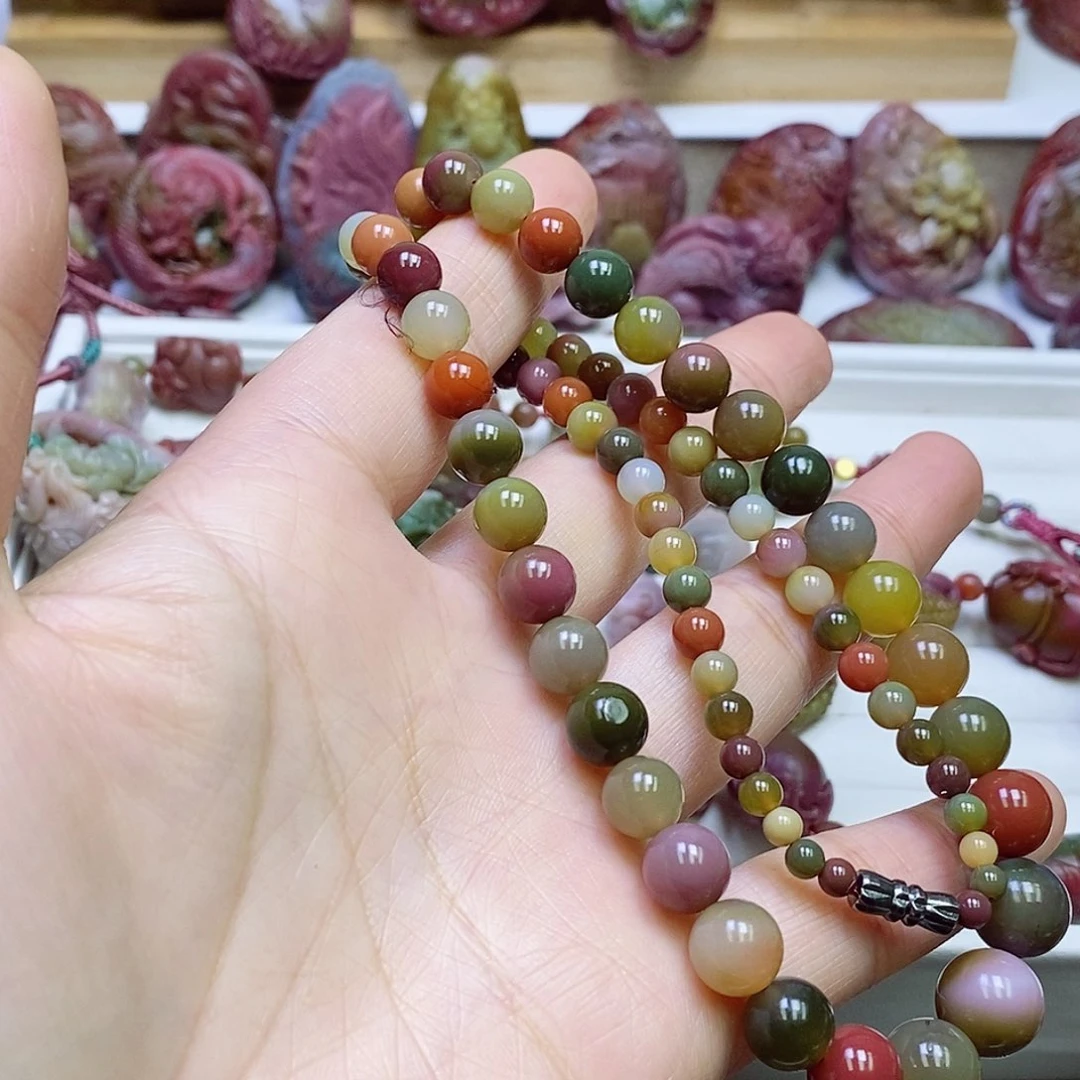 玛瑙/玉髓盐源玛瑙项链未镶嵌