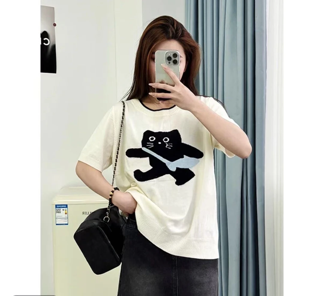 8809大码女装简约韩版宽松显瘦百搭圆领短袖针织衫卡通上衣女