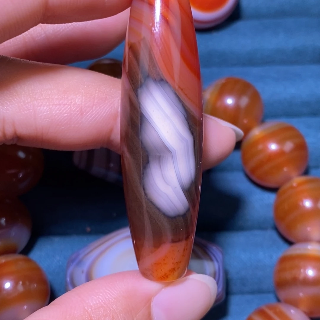 未镶嵌玛瑙/玉髓珠宝奇石