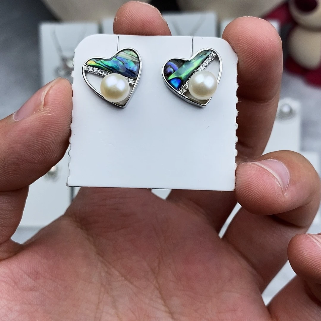 未镶嵌耳饰淡水珍珠