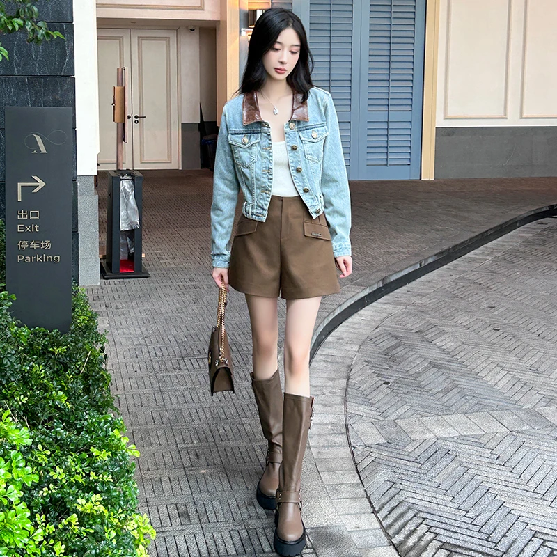 MIUCO休闲A字高腰短裤