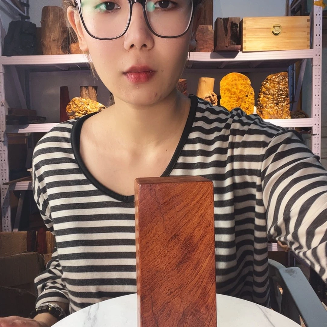 紫檀木类端景台艾****龙