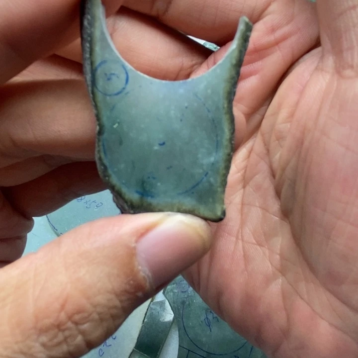 翡翠裸石毛料不包工