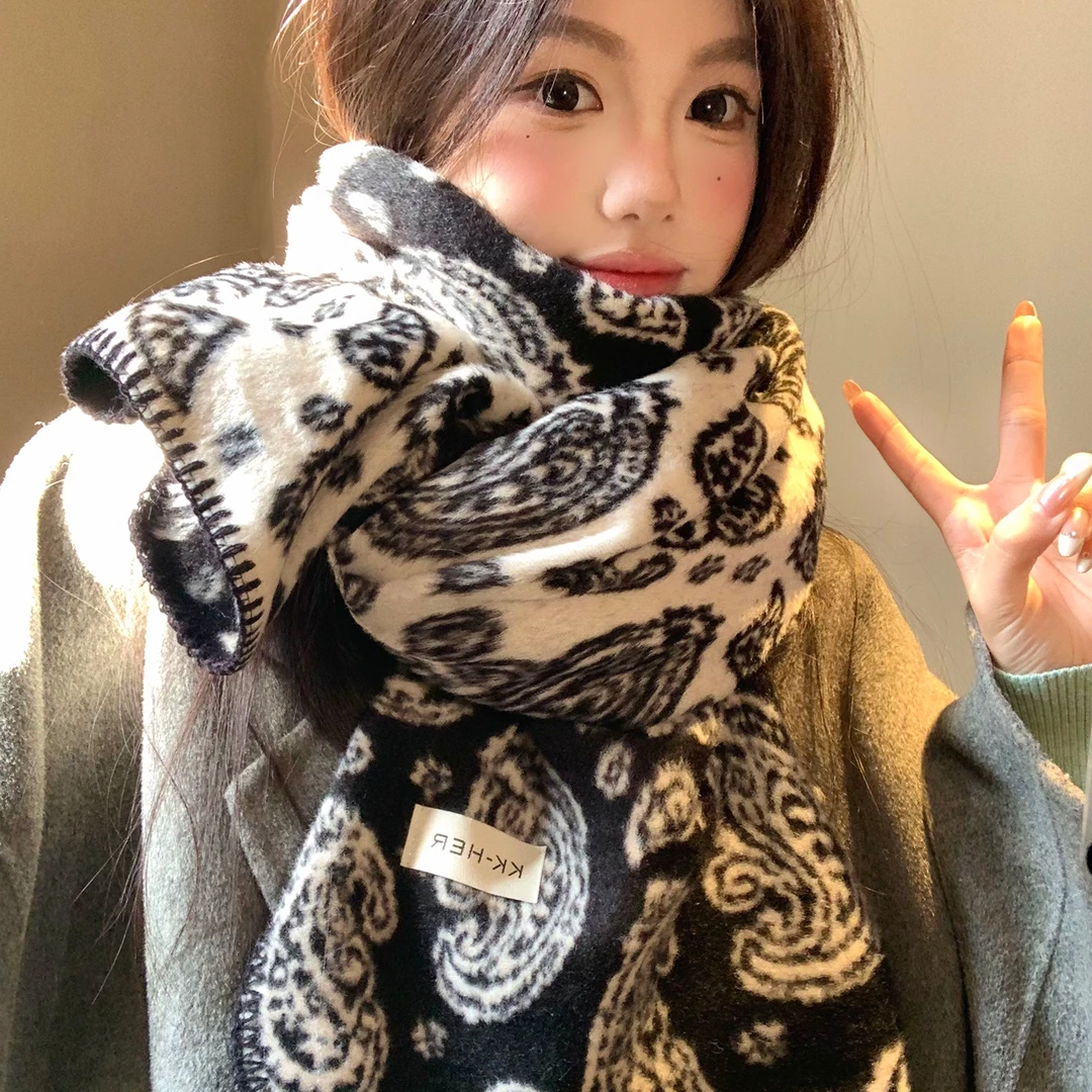 高级感腰果花毛绒针织围巾女秋冬韩系氛围感加厚保暖防寒围脖披肩