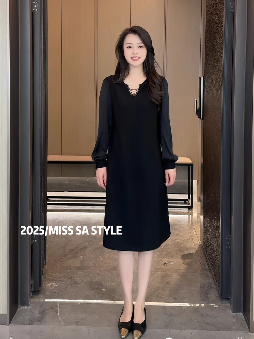 MISS SA 早秋新款法式气质轻奢钉珠工艺百搭显瘦连衣裙25099362