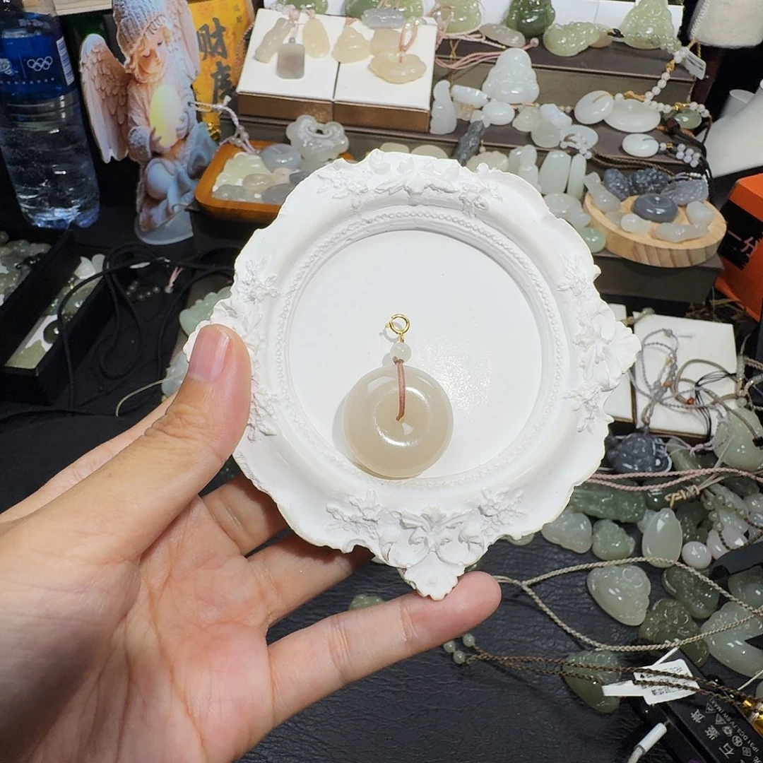 *****和田玉未镶嵌颈饰