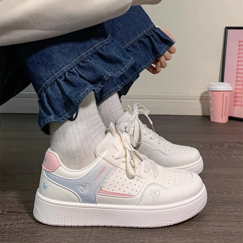 回力刺绣蝴蝶小白鞋2025秋季新款原创小众女鞋韩版百搭板鞋女学生