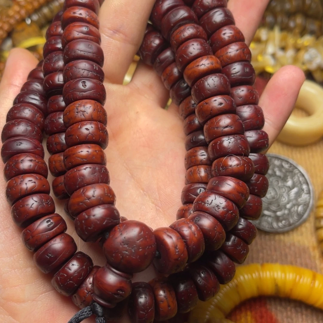 大叶紫檀（黑酸枝木类）