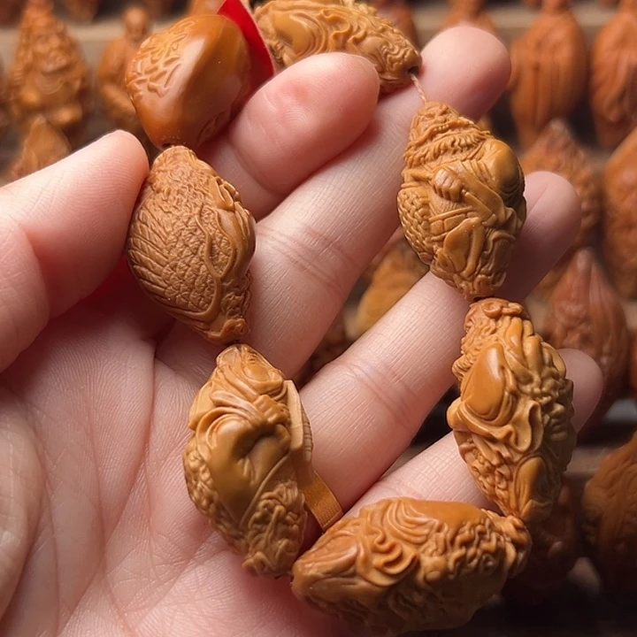 诗***隐橄榄核吊坠橄榄核