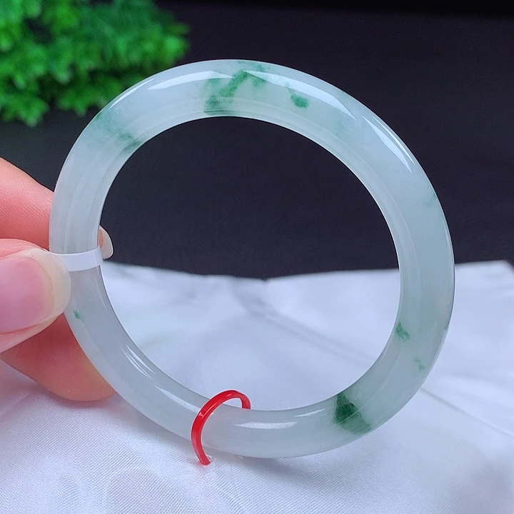 翡翠未镶嵌手镯52圈686008