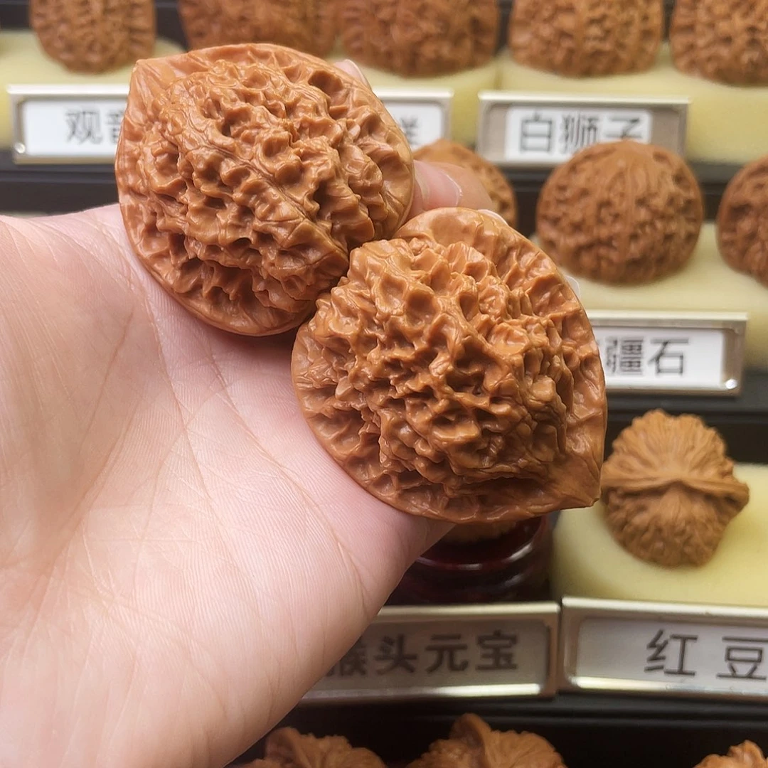 文玩核桃吊坠官帽43尺521