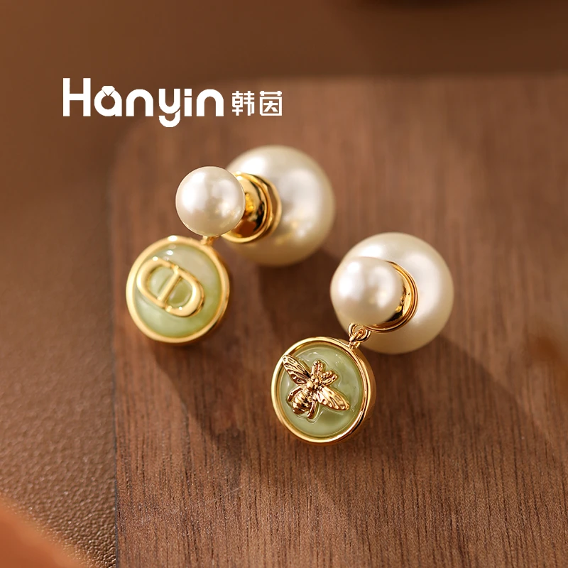 铜合金仿珍珠耳饰 925银针韦雪同款CD小蜜蜂不对称耳钉AAA