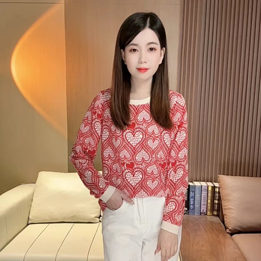 春季新款气质百搭爱心印花上衣洋气潮牌女装W317