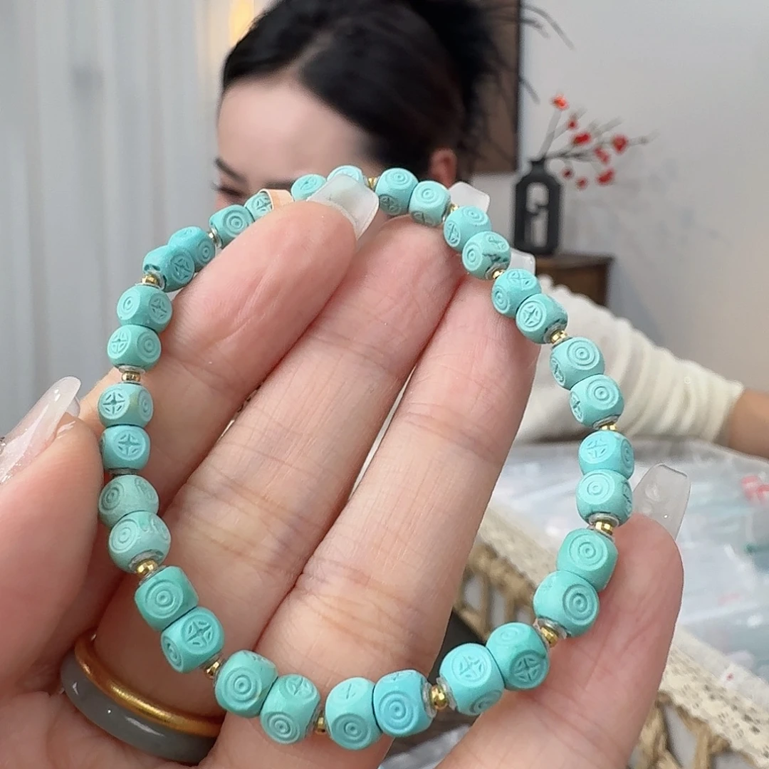 是***二绿松石未镶嵌珠宝奇石