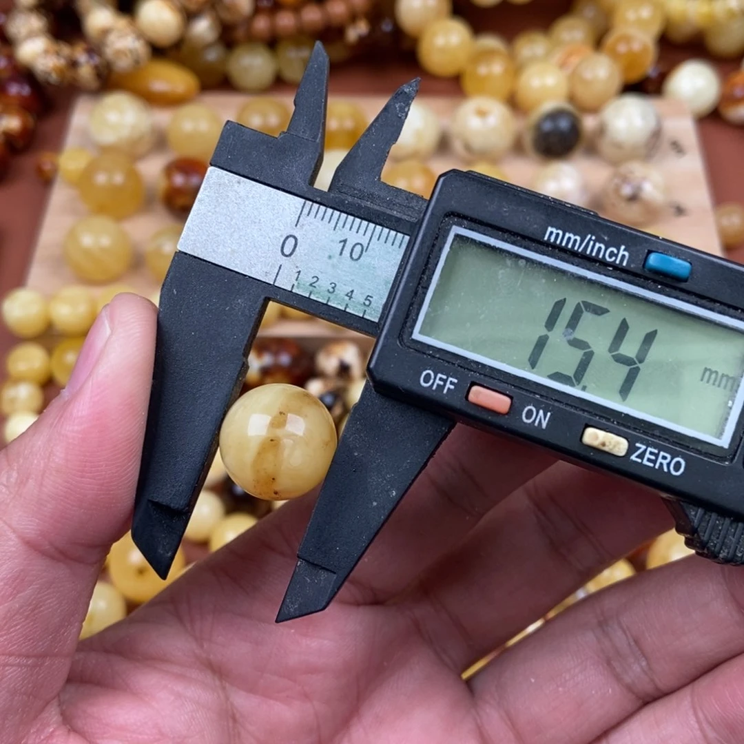 蜜蜡裸石未镶嵌蜜蜡03