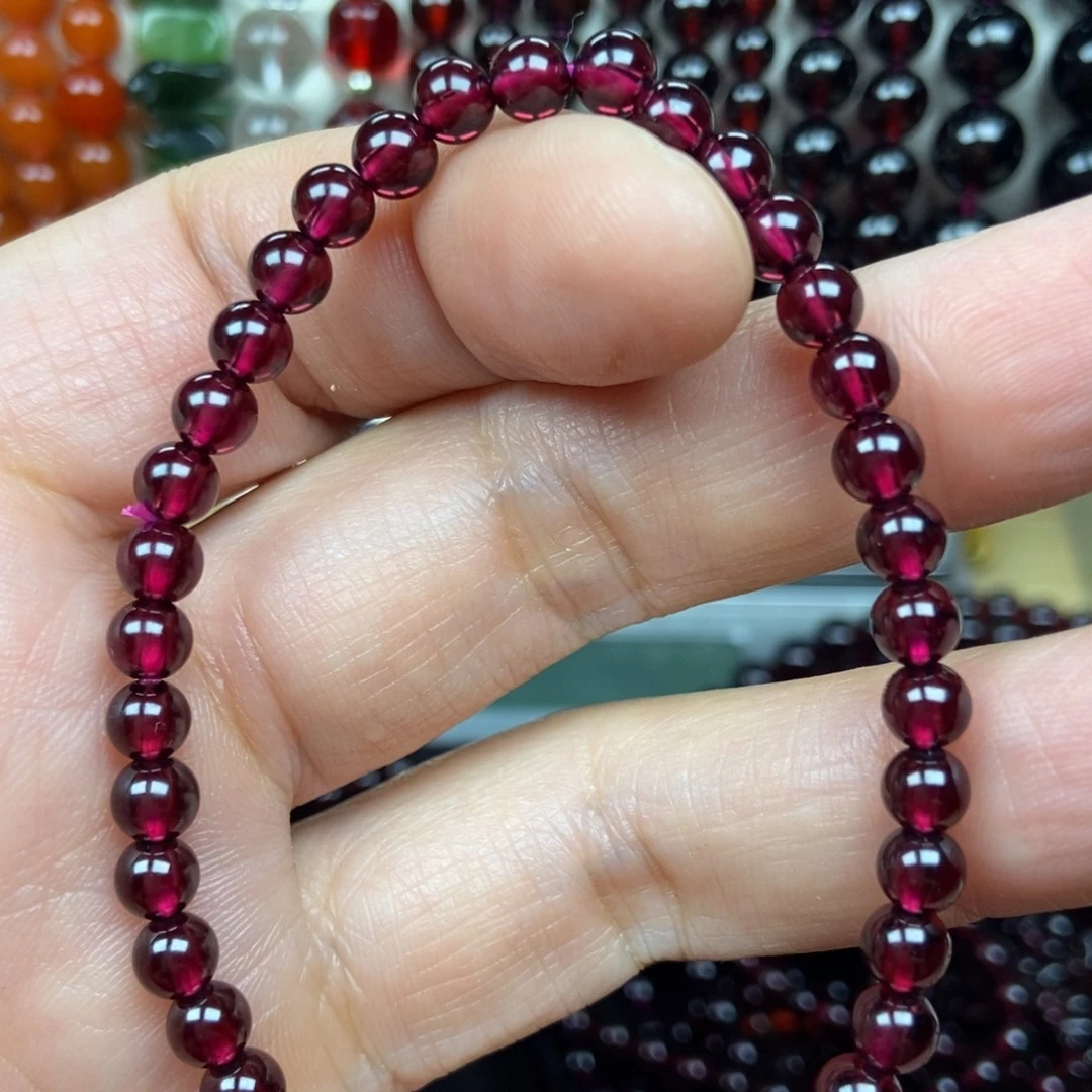 手链石榴石未镶嵌