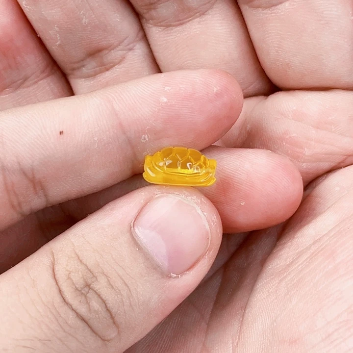 未镶嵌琥珀珠宝奇石