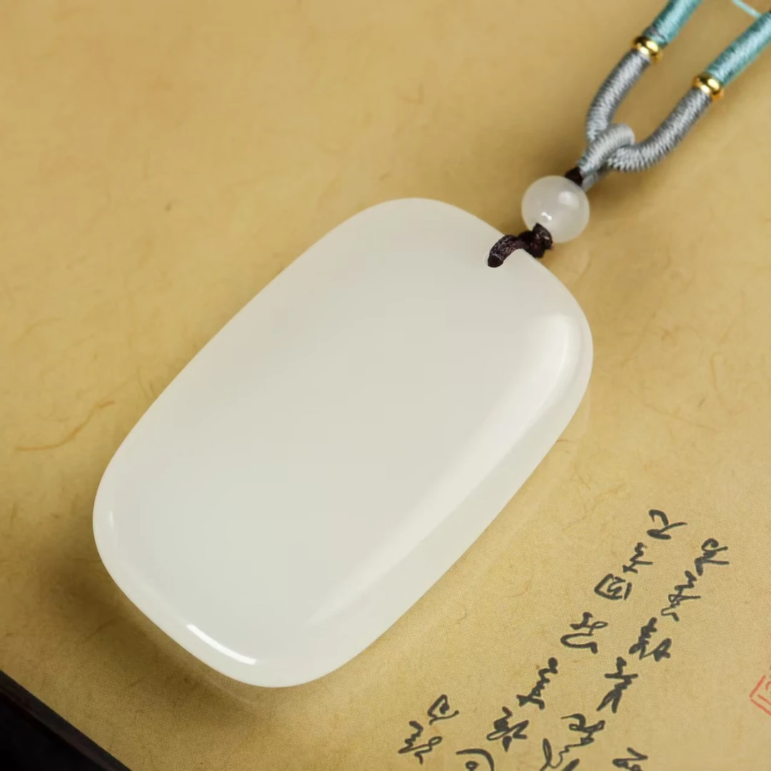 青海青白料无事牌带中国结编绳