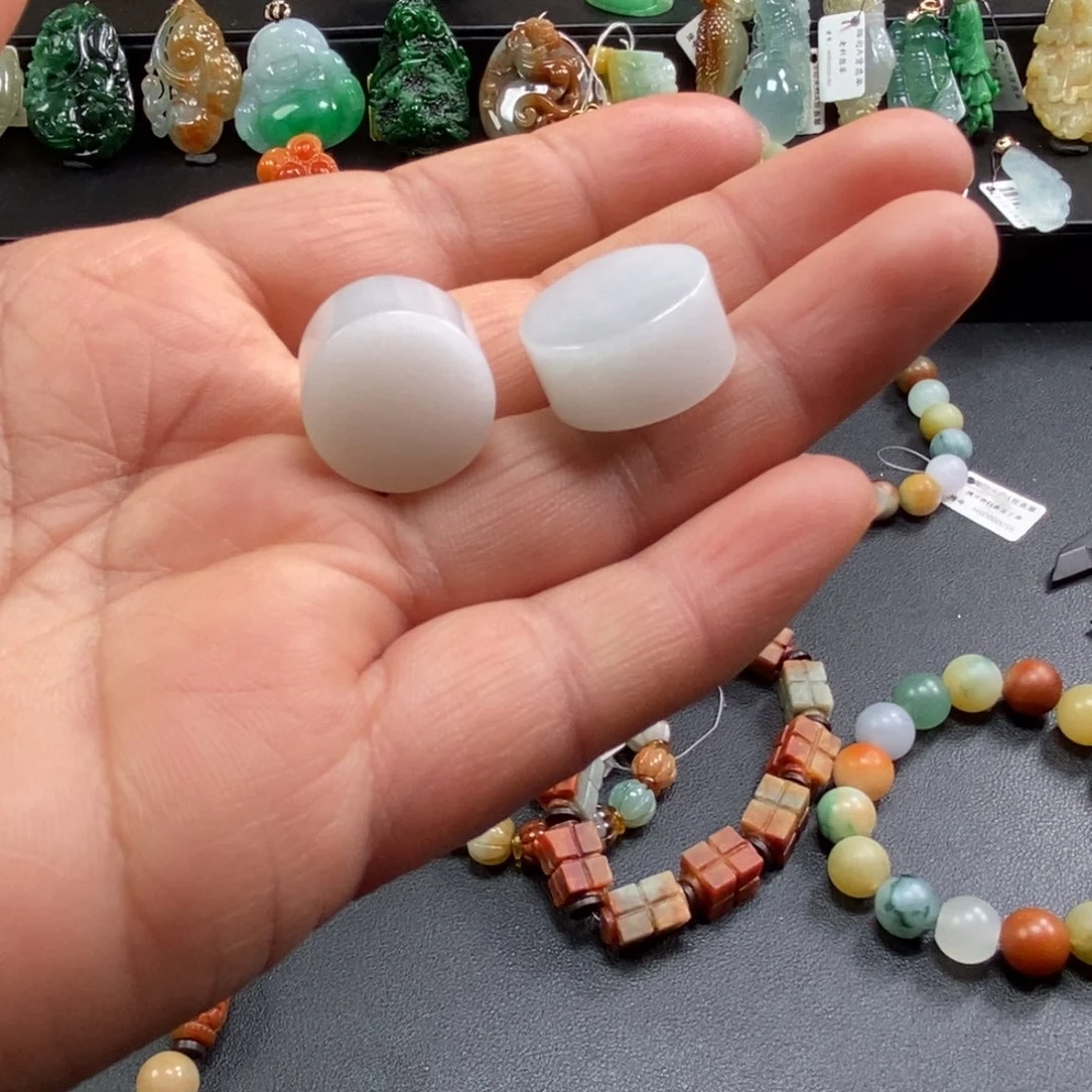 翡翠未镶嵌手串桶珠