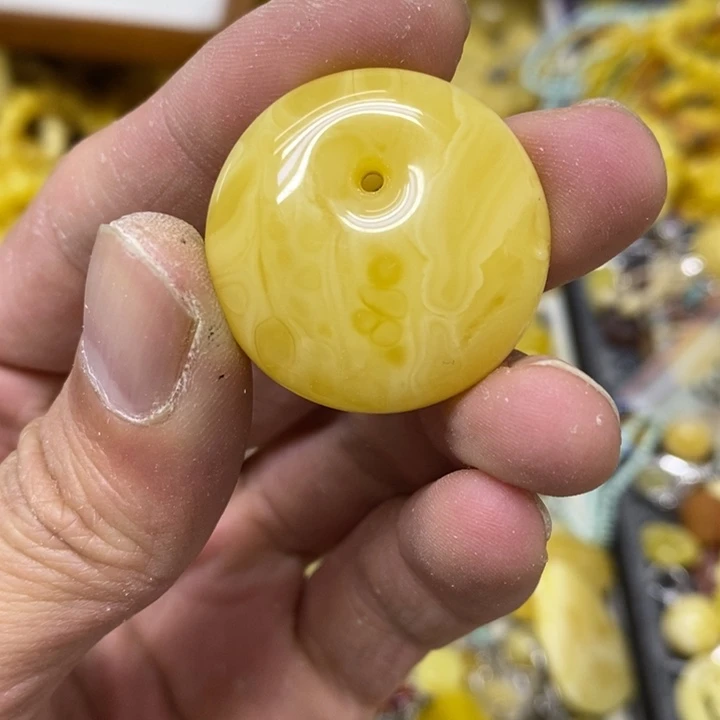 裸石蜜蜡未镶嵌吊坠
