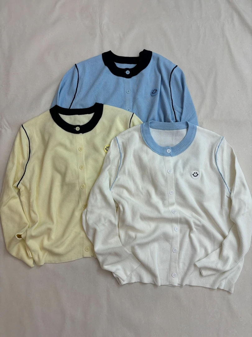 [王大一]129宽松显瘦长袖时尚休闲套头笑脸针织开衫圆领针织春夏