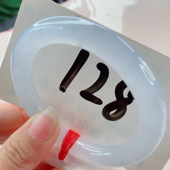 翡翠未镶嵌手镯（圆镯）白冰