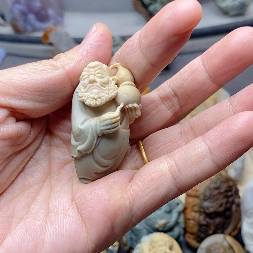 【闪购商品】定制石英质玉吊坠未镶嵌